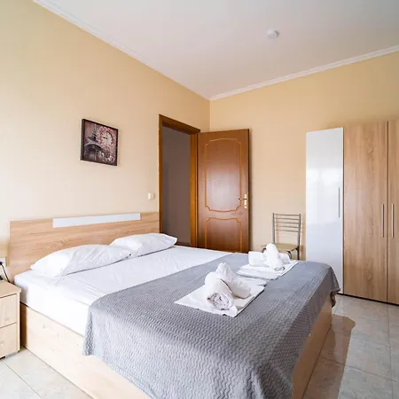 Appartement Azure Nea Moudania